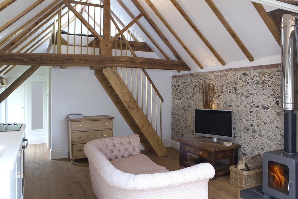 Shepherds Barn West Dean Esterno foto