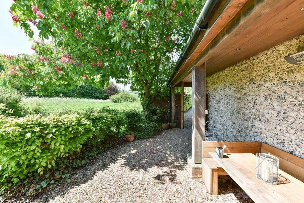 Shepherds Barn West Dean Esterno foto